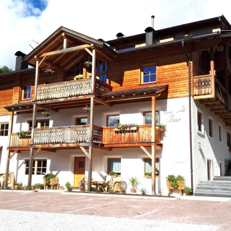 Garni Iosc Hotel San Vigilio Di Marebbe Eksteriør billede